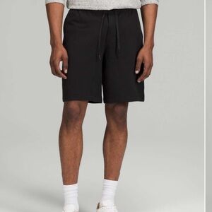 Lululemon relaxed fit French terry shorts 9”